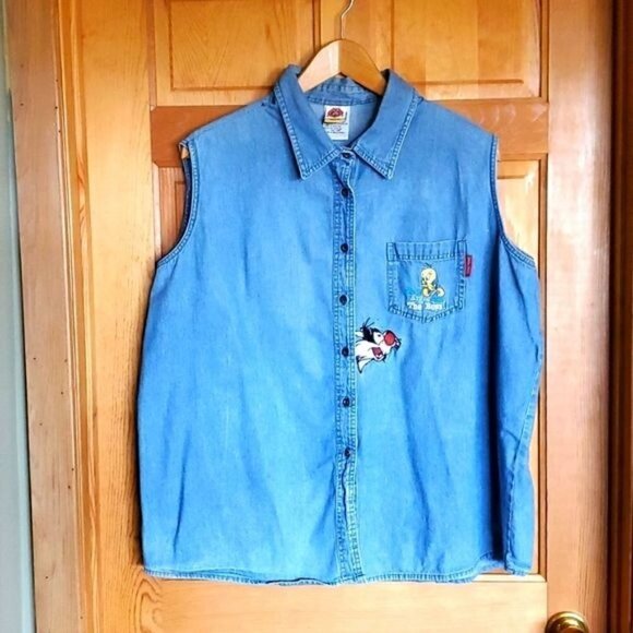 Warner Bros. Tops - Looney Tunes Warner Bros Vintage Embroidered Blue Jean Sleeveles Sz 26/28 Blouse